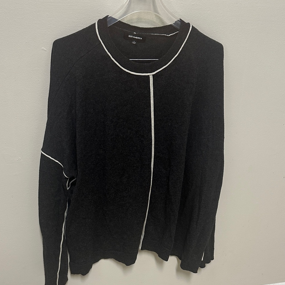 525 America heather Gray Sweater with White Trim, oversized slightly, cozy